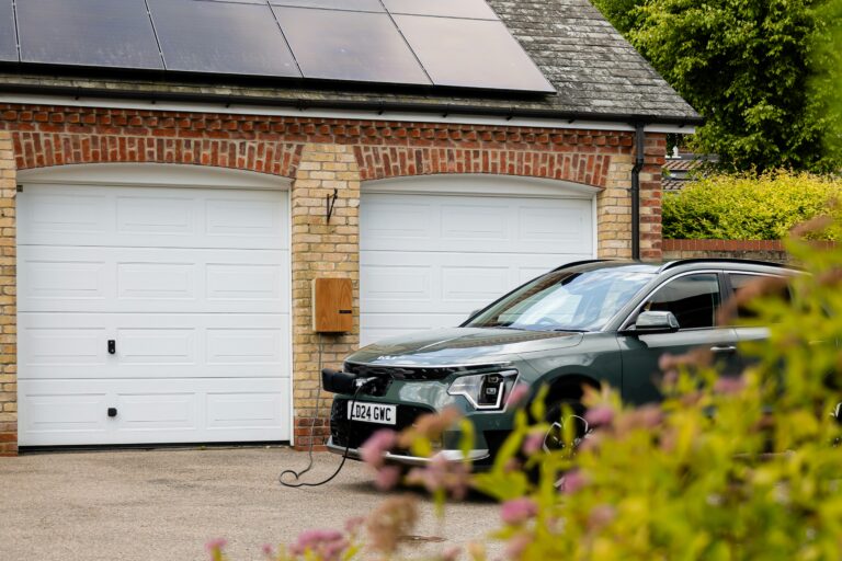 Eichrechtskonforme Wallbox für Zuhause zur sicheren und transparenten Stromabrechnung