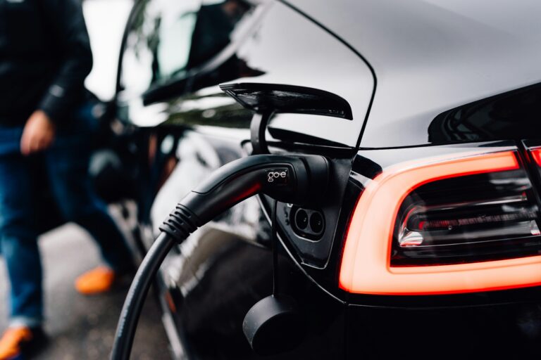 Wallbox und Kontaktloses Laden