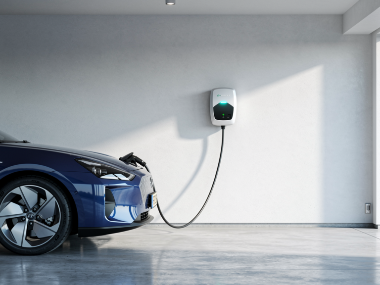 Hyundai Wallbox Pulsar 22 kW Erfahrungen im Praxistest vom ADAC Hyundai Wallbox Pulsar 22 kW kompakte Ladestation im ADAC Praxistest