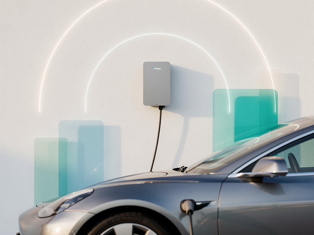 innogy eBox professional 22 kW Wallbox in moderner Garage mit Elektroauto laden