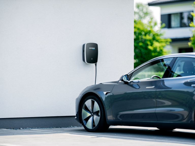 MENNEKES AMTRON Basic 22 kW Test und Erfahrungen im Praxiseinsatz MENNEKES AMTRON Basic 22 kW Wallbox für schnelles Laden zuhause und Erfahrungen