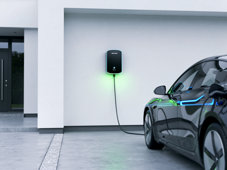 OpenWB Series 2 Standard Plus 22kW Wallbox mit Touchdisplay und modularer Bauweise