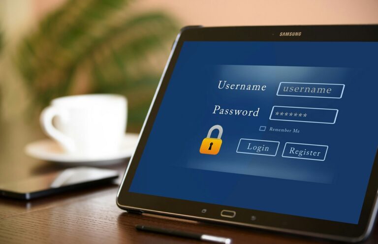 Wallbox Installation mit Anmeldung beim Netzbetreiber für sichere Stromversorgung