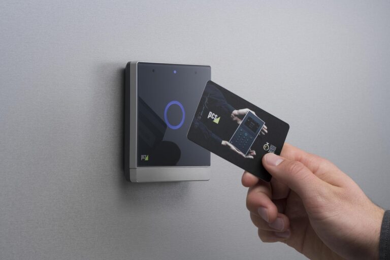 Wallbox mit RFID-Technologie zur sicheren und einfachen Bedienung der Ladestation