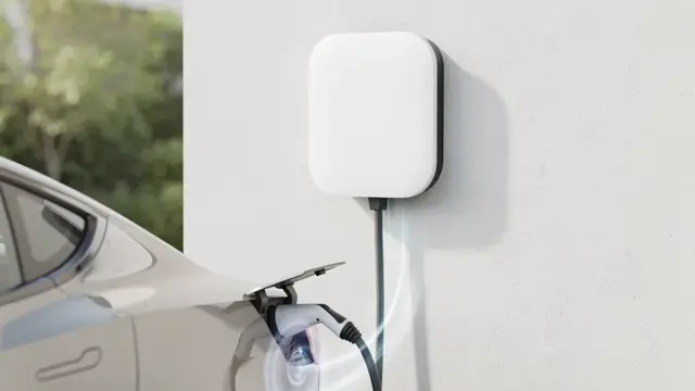 Plug & Charge Wallbox erleichtert automatisiertes Laden von Elektrofahrzeugen